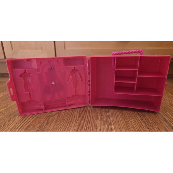 Barbie Doll Carrying Case Mattel Pink Take Along Doll‎ Trunk Closet 1999 Vintage - Picture 11 of 12